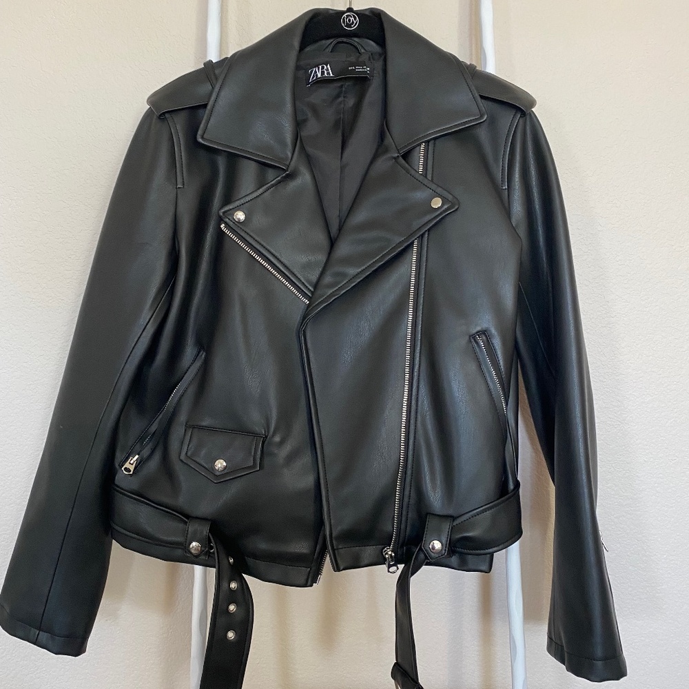 Zara Black Faux Leather Jacket L